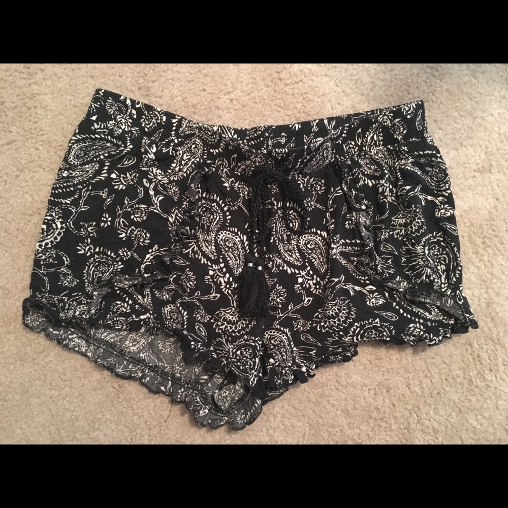 Black paisley flowy drawstring shorts